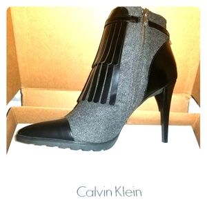 Calvin Klein Makena Felt Ankle boot